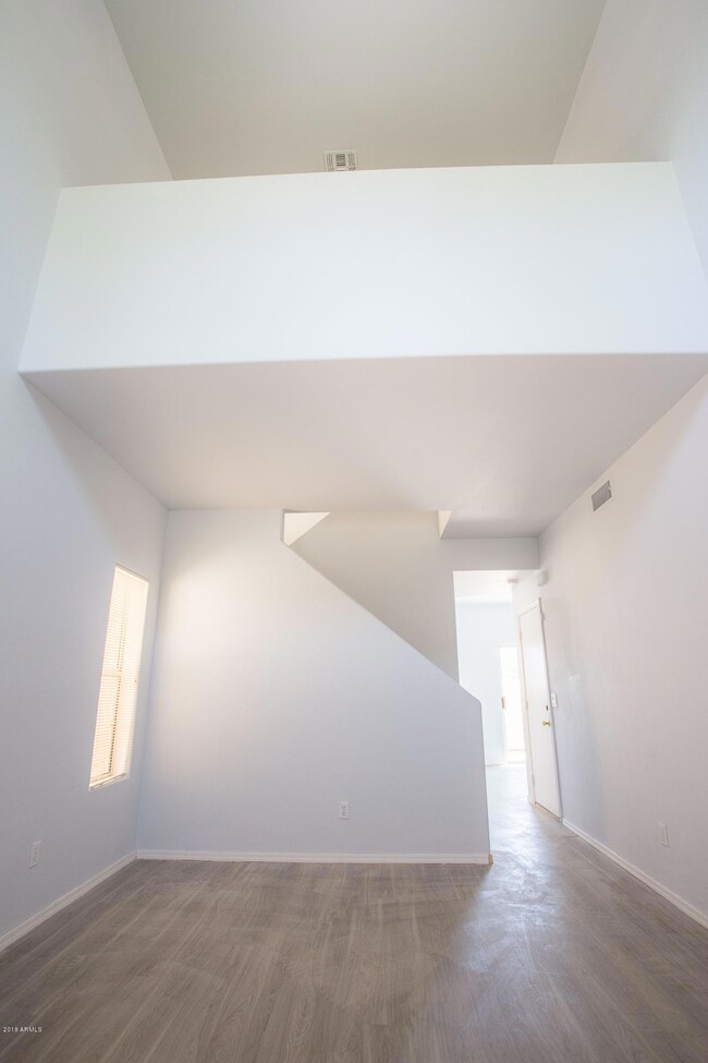 Living Room - 3