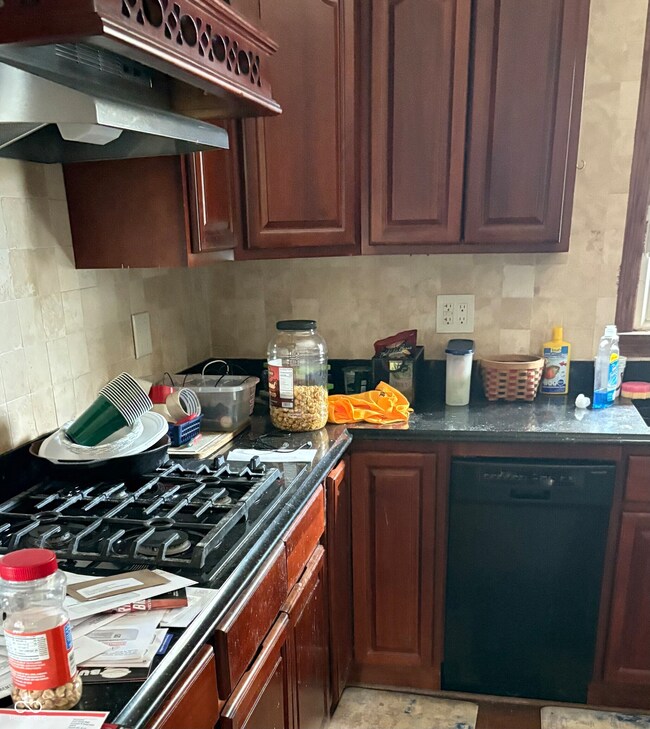 4423 Bridgefield Dr W, Indianapolis, IN 46231 - photo 7