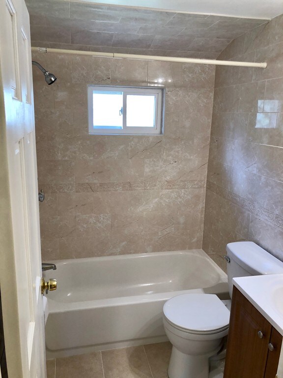 692 Common St unit 1, Walpole, MA 02081 - photo 6