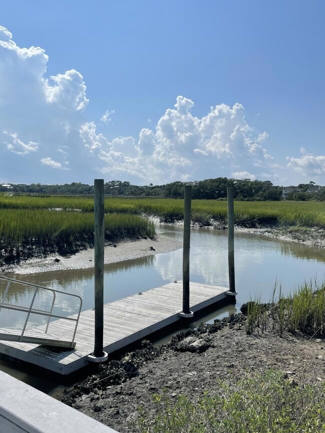 HL dock
