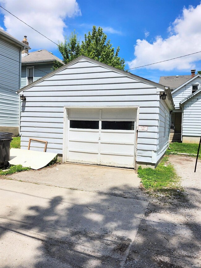 708 Columbia Ave, Fort Wayne, IN 46805 - photo 5