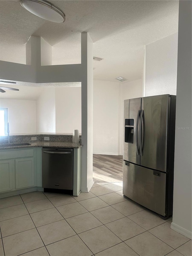 3609 Trapnell Grove Loop, Plant City, FL 33567 - photo 4