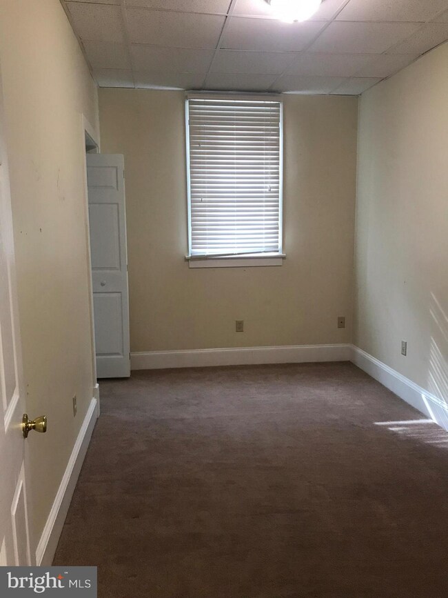 455 N Loudoun St unit 7, Winchester, VA 22601 - photo 4