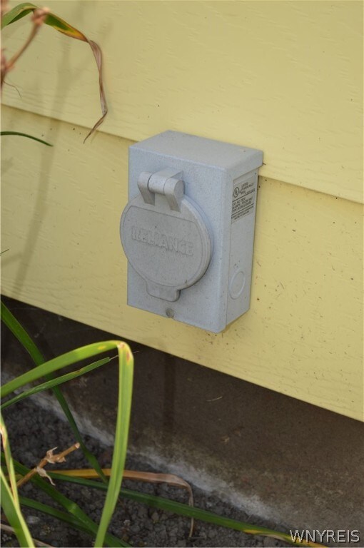 1468 Moll St, North Tonawanda, NY 14120 - photo 4