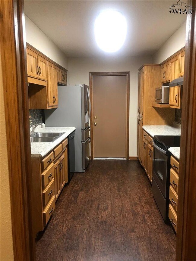 1505 Malcolm Ln, Wichita Falls, TX 76302 - photo 5