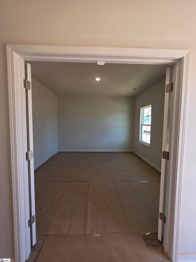 406 Dodger Ave, Chesnee, SC 29323 - photo 5