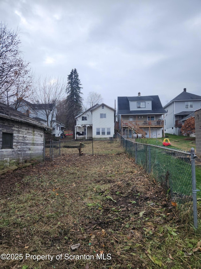 819 Brook St, Scranton, PA 18505 - photo 4