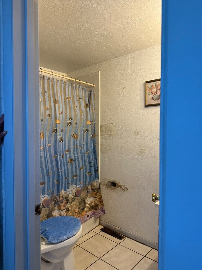 446 S Jackson St, Waukegan, IL 60085 - photo 6