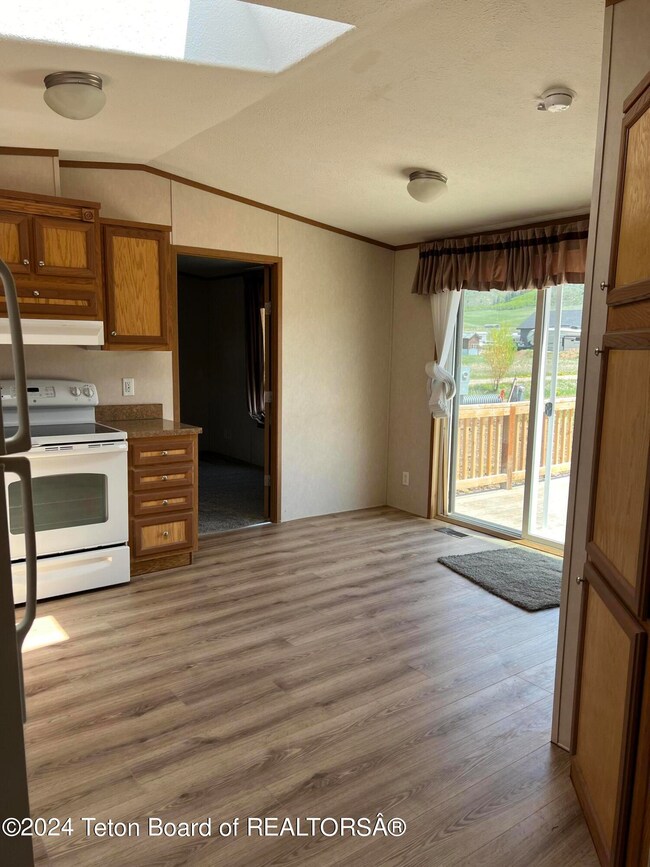 Kitchen/Dining