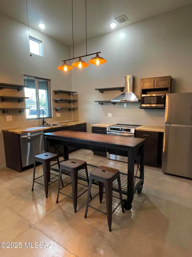 3250 N Stone Ave unit D, Tucson, AZ 85705 - photo 4