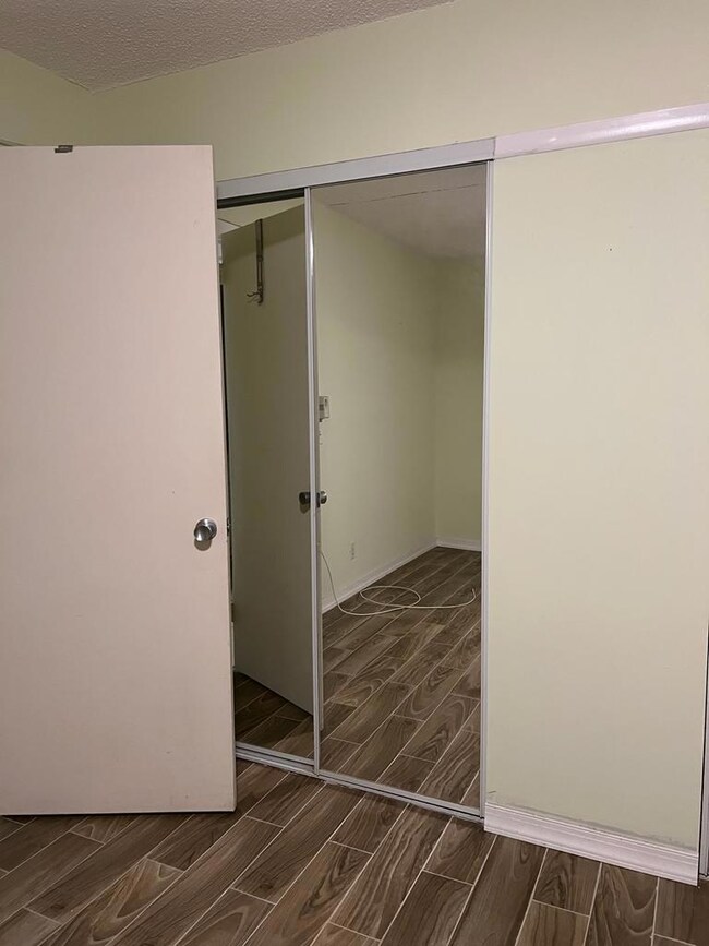 102 Sheffield E unit 102, West Palm Beach, FL 33417 - photo 5