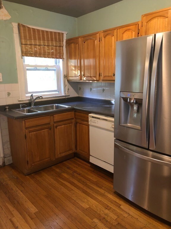 41 Cotuit St, West Roxbury, MA 02132 - photo 5