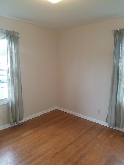 1747 W. Mulberry5