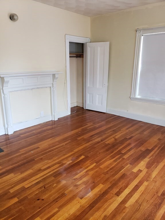 76 Neponset Ave unit 1, Roslindale, MA 02131 - photo 5