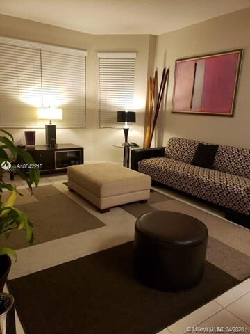 11182 NW 73rd Terrace, Doral, FL 33178 - photo 2