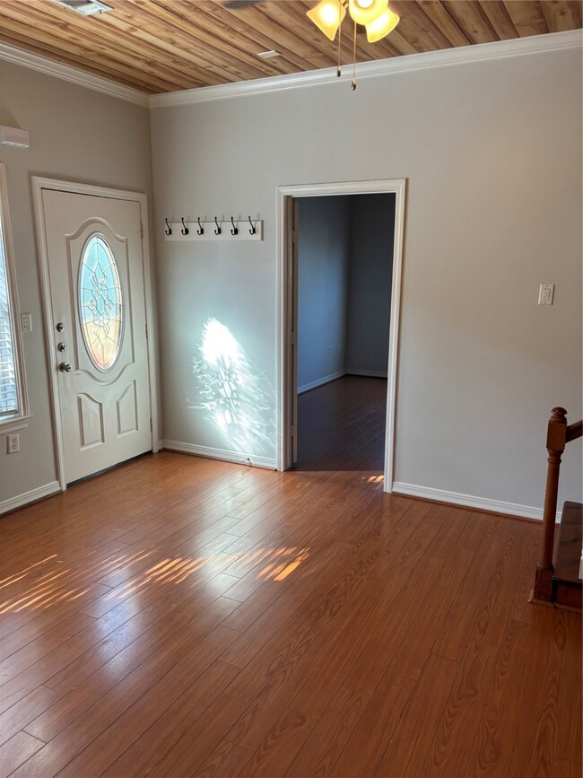 908 Enid St unit 1, Houston, TX 77009 - photo 6
