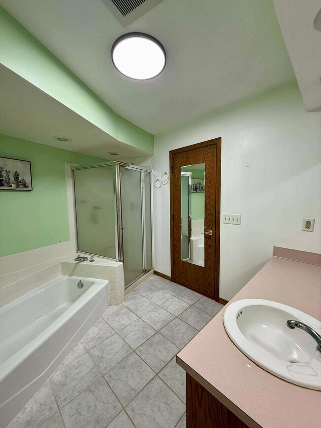 2249 Heath Ave N, Saint Paul, MN 55128 - photo 5