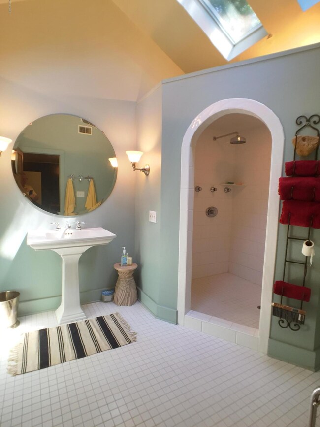 13719 Johnson Ln, Three Oaks, MI 49128 - photo 5