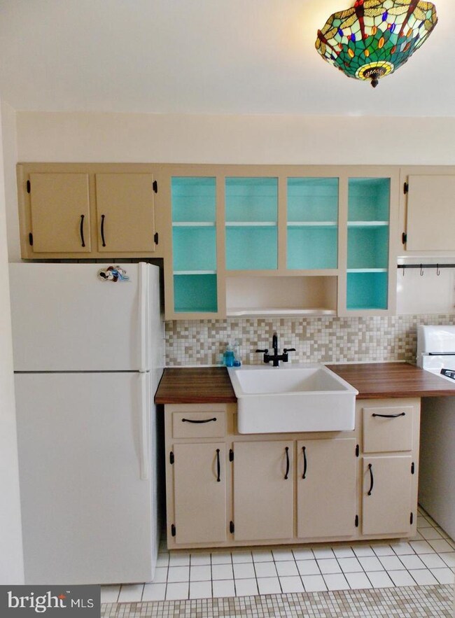 1103 Belle View Blvd unit A2, Alexandria, VA 22307 - photo 7