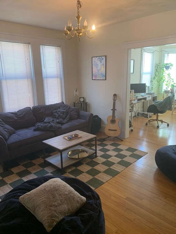 29 Upland Rd unit 1, Somerville, MA 02144 - photo 4