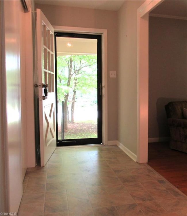 Gas logs fireplace! Room connected to kitchen can be a Den or Dining area