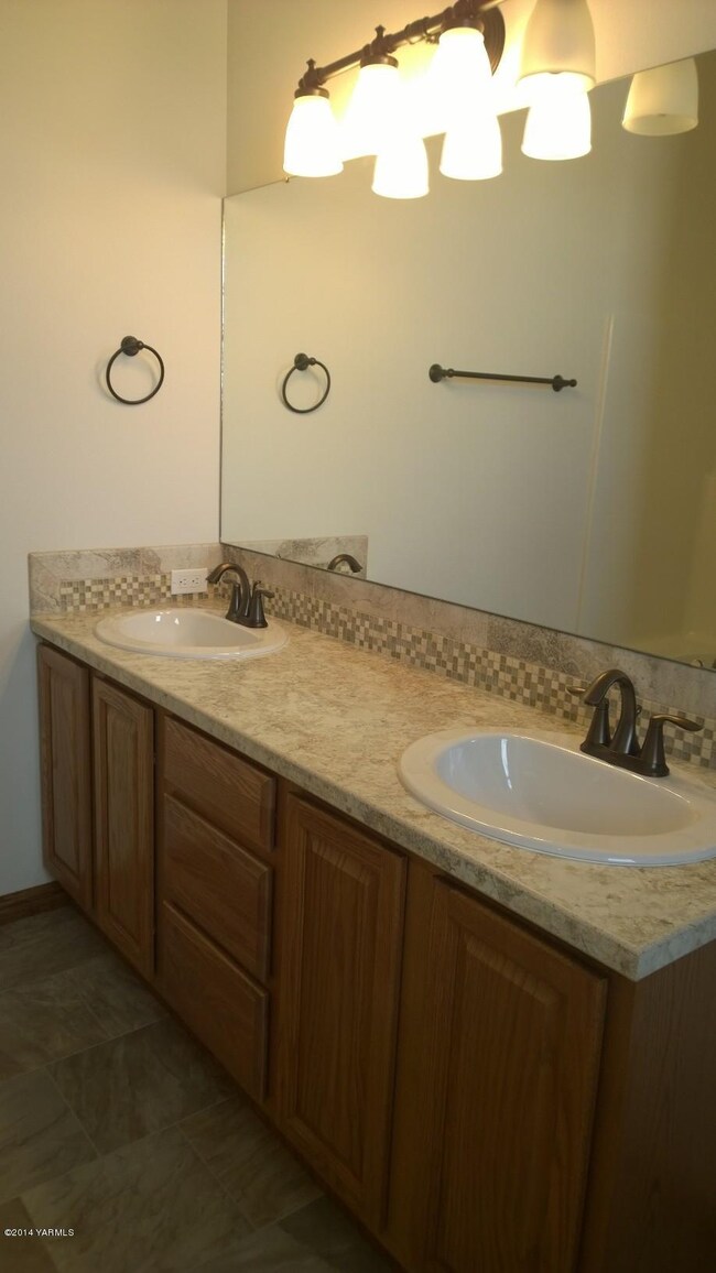 Master Bath Dual Vanities