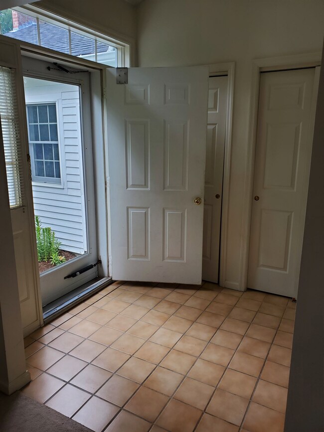40 Windsor Ct, Keene, NH 03431 - photo 5