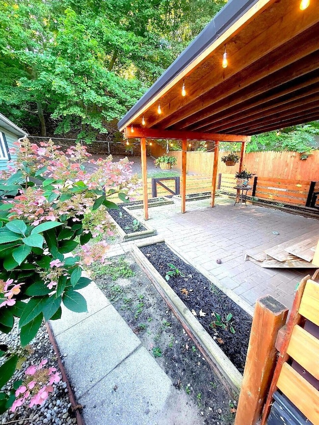 Patio 3