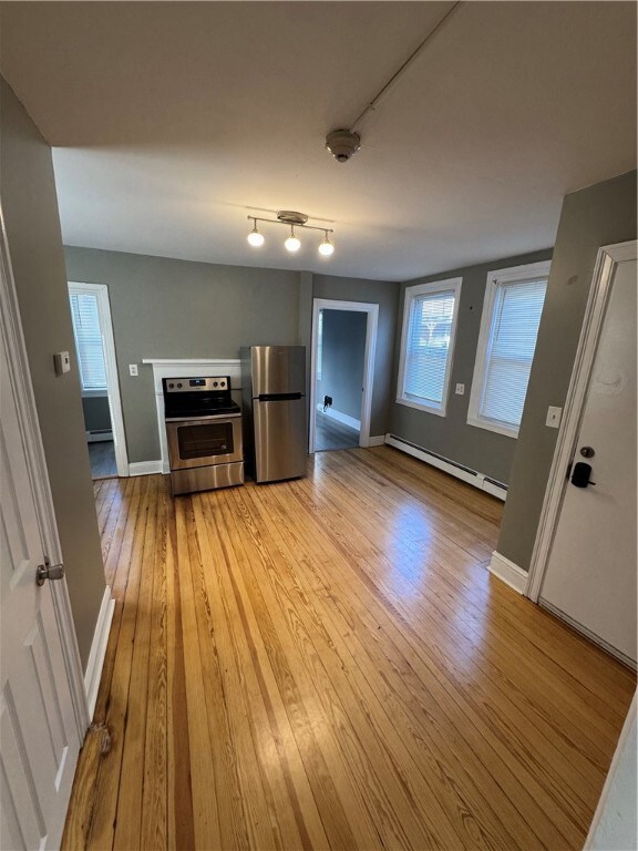 29 Gesler St unit 1R, Providence, RI 02909 - photo 2