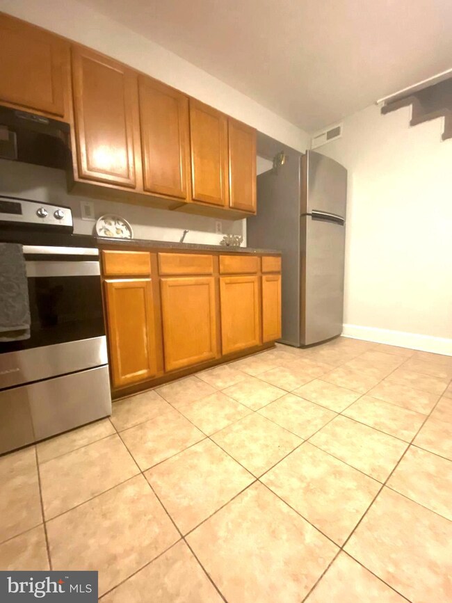 4104 Dudley Ave, Baltimore, MD 21213 - photo 7