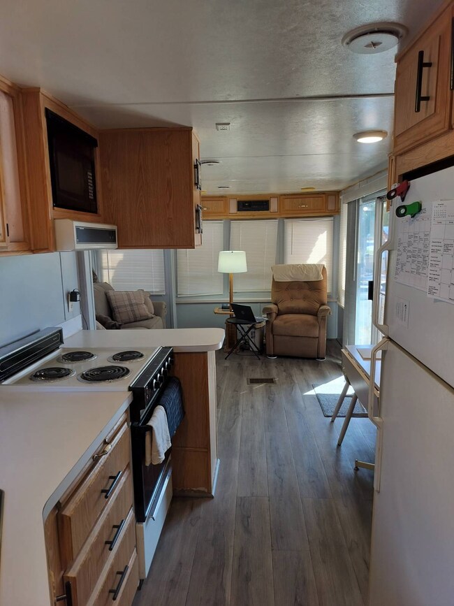 9400 N Frontage Rd unit 230, Yuma, AZ 85365 - photo 4