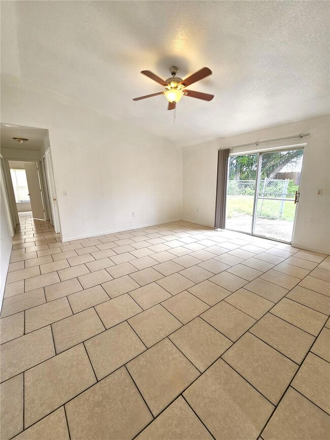 unlisted-address, Orlando, FL 32808 - photo 3