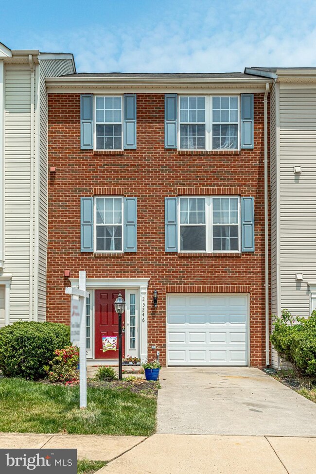 25246 Curiosity Square, Aldie, VA 20105 - photo 3