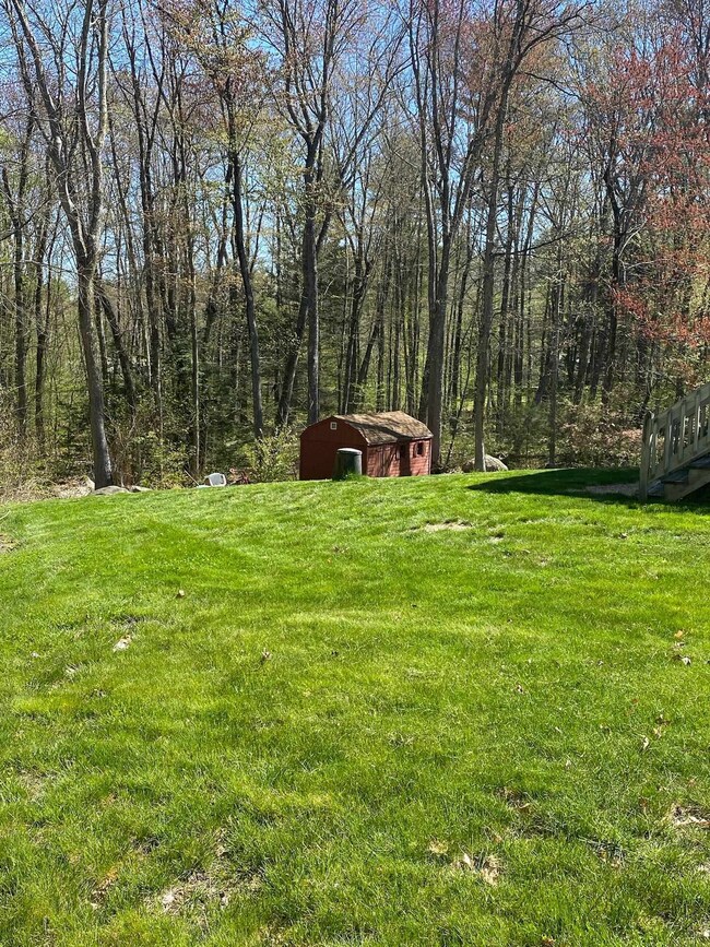 10 Olde Rd, MerriMacK, NH 03054 - photo 5