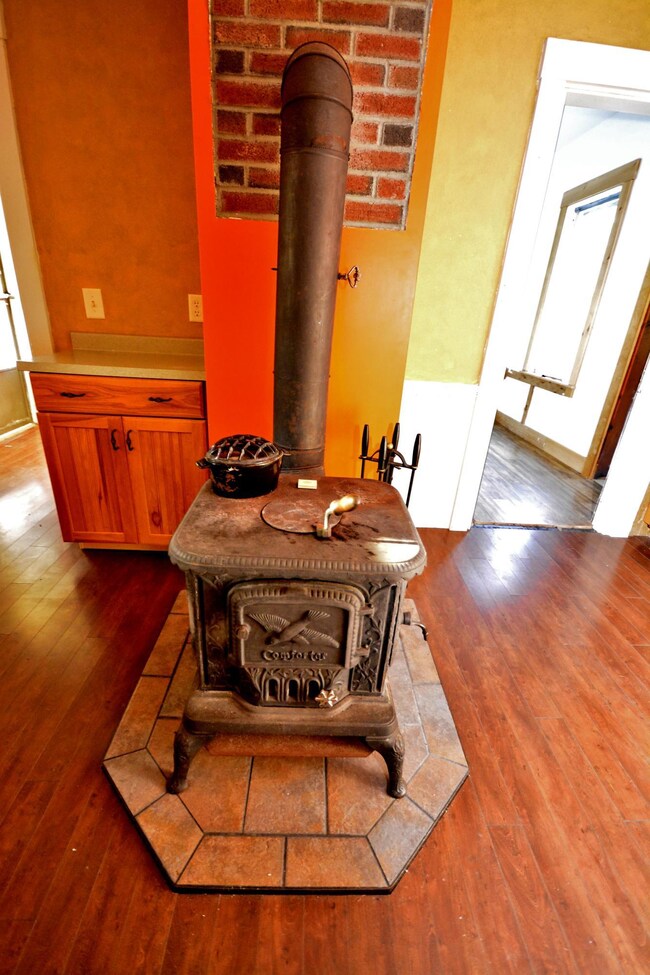 Kitchen Wood Stove
