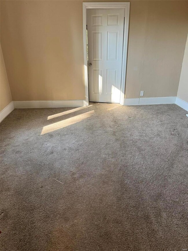 514 S Morrison Ave, Collinsville, IL 62234 - photo 6