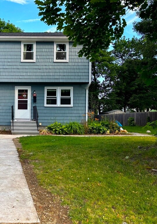 3 Pleasant Ct unit R, Medfield, MA 02052 - photo 2