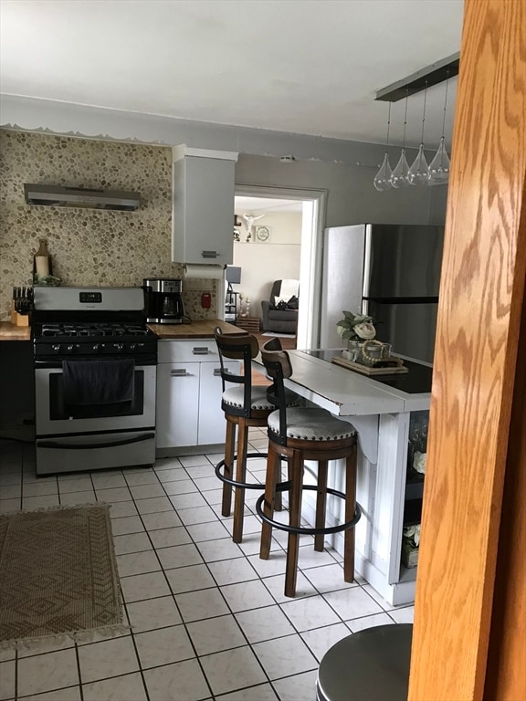 17 Skyridge Ln, Springfield, MA 01128 - photo 4