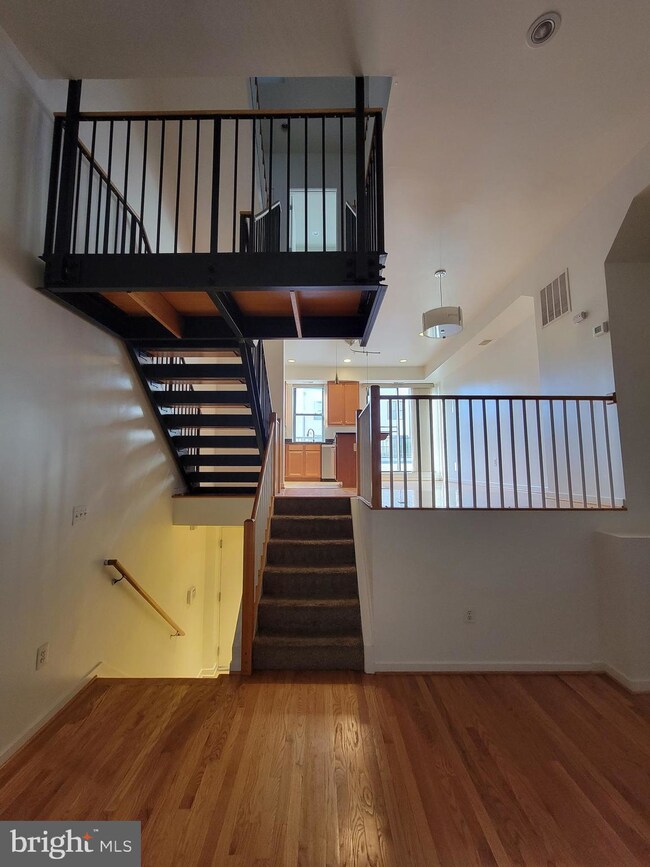 118 Station Mews N, Baltimore, MD 21202 - photo 4