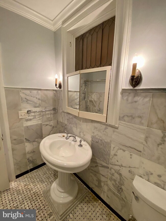 1208 Saint Paul St unit C, Baltimore, MD 21202 - photo 6