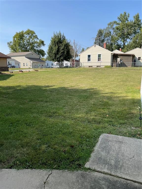 116 N 13th Ave W, Newton, IA 50208 - photo 7