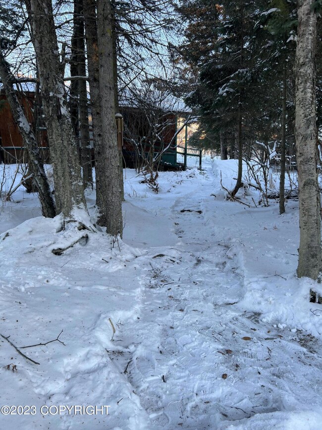 Trail to Hillside Place