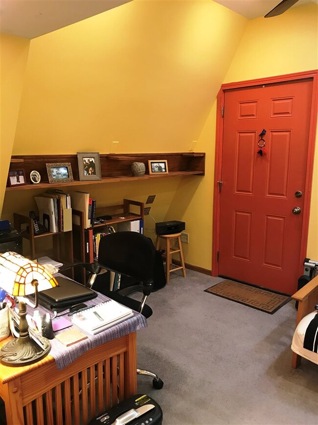 238 Hollow Hide A Way Rd, Shaftsbury, VT 05262 - photo 6