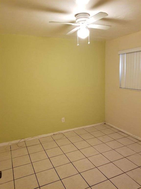 716 SW 9th St, Dania, FL 33004 - photo 5