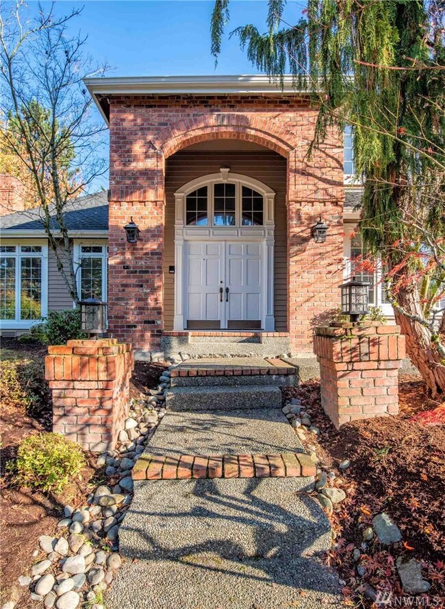 7202 79th Ave SE, Mercer Island, WA 98040 - photo 2