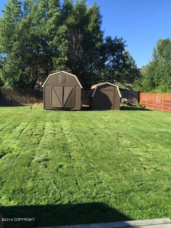 2 sheds