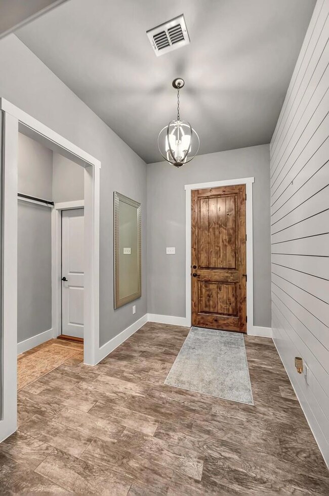 24066 Stonewood Dr, Whitney, TX 76692 - photo 4