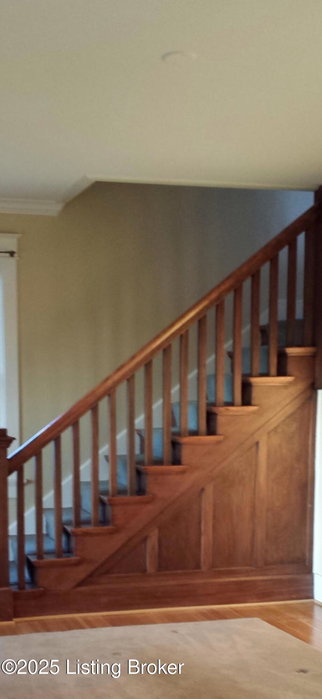 2923 Avon Rd, Louisville, KY 40220 - photo 6