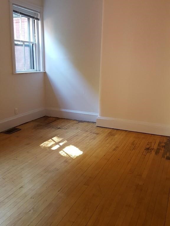 70 Mount Vernon St unit 1, Cambridge, MA 02140 - photo 5