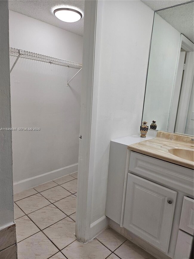 10641 SW 108th Ave unit 1H, Miami, FL 33176 - photo 7